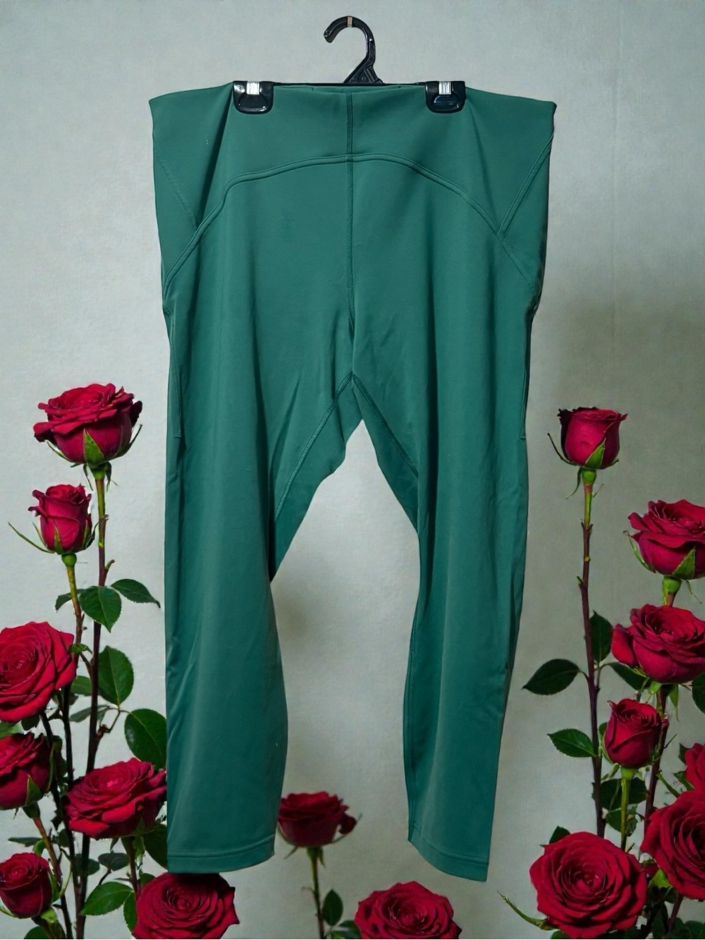 Lululemon Athletica Deep Green Cropped Leggings